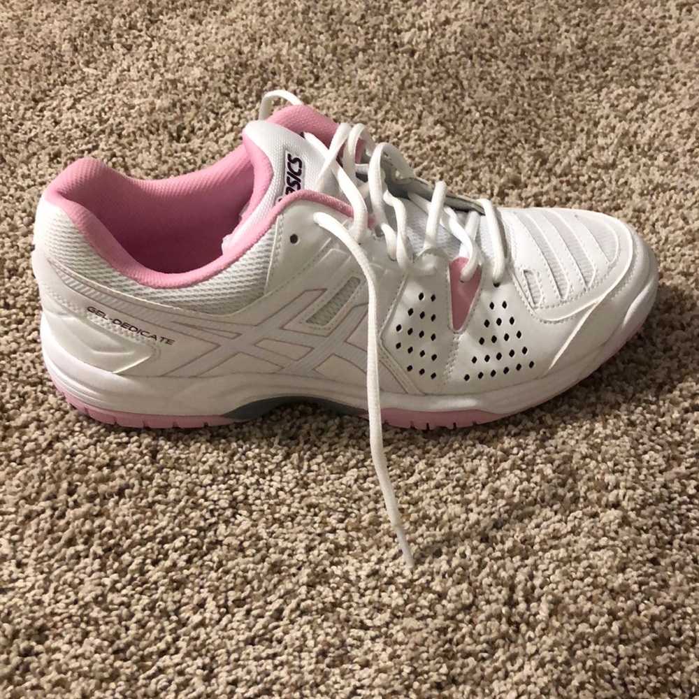 ASICS White and Pink Tennis Shoes